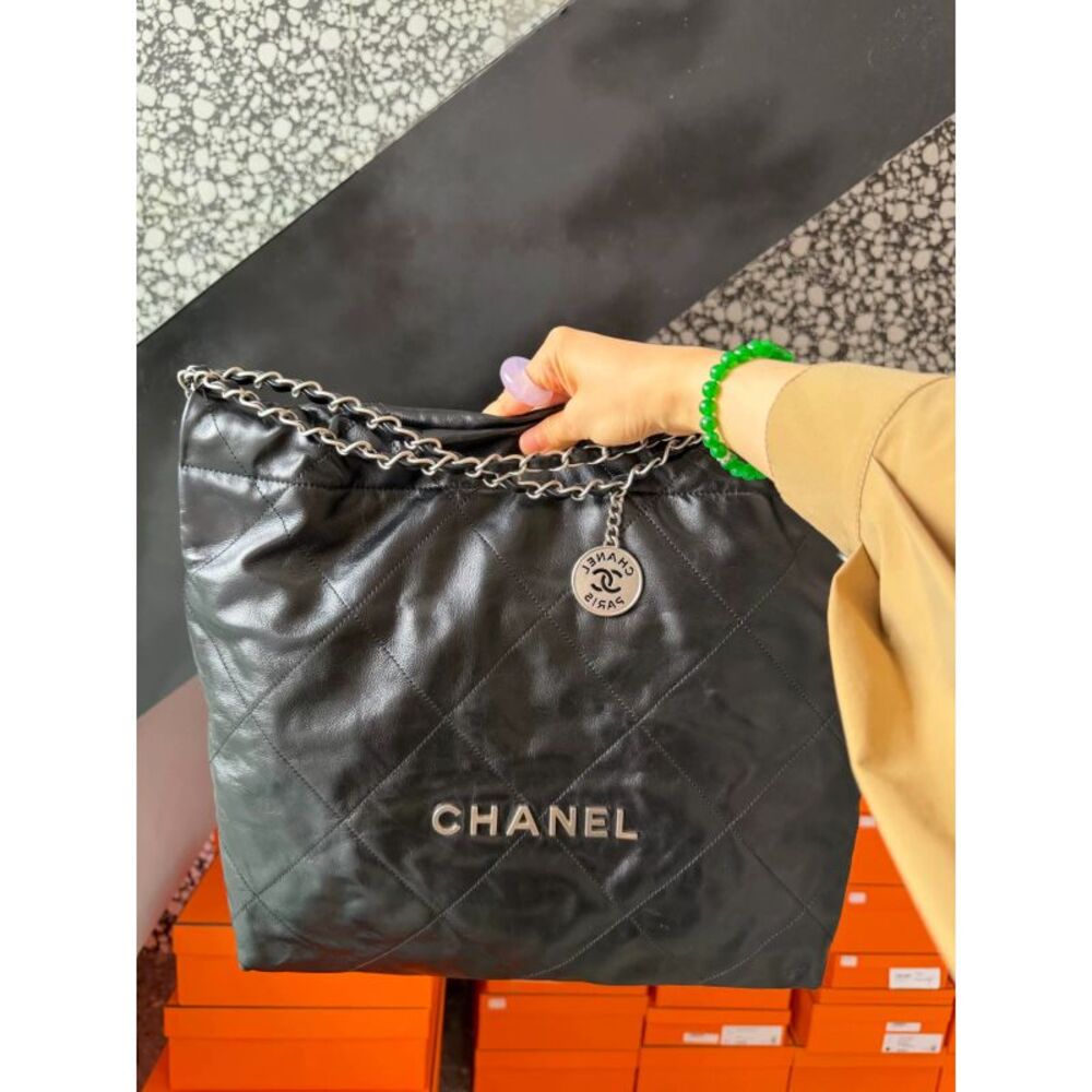 Chanel Women Pre-Loved Bag Very Good Condition
